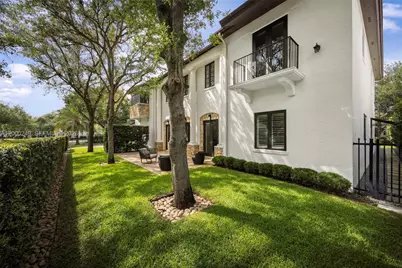 475 Amalfi Ave, Coral Gables, FL 33146 - Photo 40