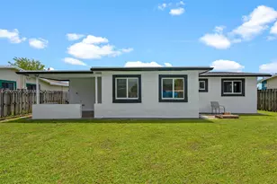 2485 NW 84th Way, Sunrise, FL 33322 - Photo 34