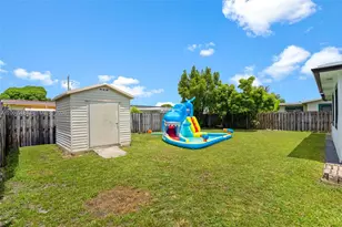 2485 NW 84th Way, Sunrise, FL 33322 - Photo 32