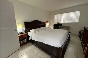 250 Layne Blvd, Hallandale Beach, FL 33009 - Photo 16