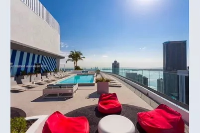 45 SW 9th St #1808, Miami, FL 33130 - Photo 18