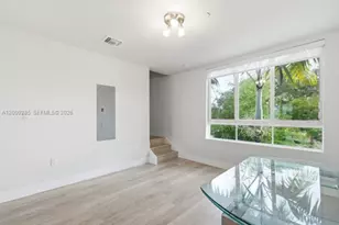 2505 NE 193rd St, Miami, FL 33180 - Photo 6