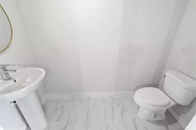 2505 NE 193rd St #4215, Miami, FL 33180 - Photo 10