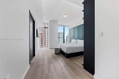20 NE 11th St #4403, Miami, FL 33132 - Photo 12