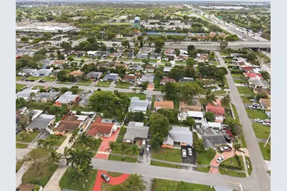 7051 SW 29th St, Miramar, FL 33023 - Photo 22
