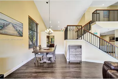 5112 NW 58th Ter, Coral Springs, FL 33067 - Photo 10