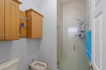 8914 NW 168th St, Miami Lakes, FL 33018 - Photo 26