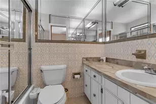 6770 SW 15th St, Miami, FL 33144 - Photo 20