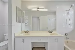 7525 NW 61st Terrace, Parkland, FL 33067 - Photo 24