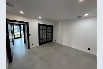 2100 E Commercial Blvd, Fort Lauderdale, FL 33308 - Photo 8