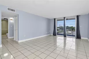 7010 NW 186th St, Hialeah, FL 33015 - Photo 6