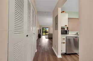 9449 Boca Cove Cir, Boca Raton, FL 33428 - Photo 4