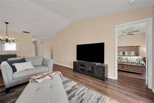 9449 Boca Cove Cir, Boca Raton, FL 33428 - Photo 18