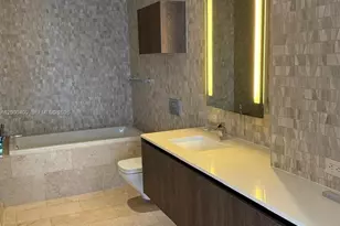 68 SE 6th St, Miami, FL 33131 - Photo 2