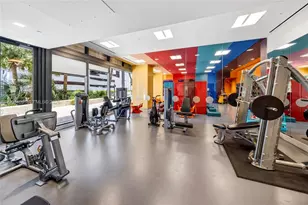 68 SE 6th St, Miami, FL 33131 - Photo 22