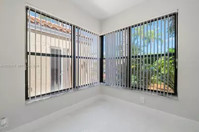 22665 Meridiana Dr, Boca Raton, FL 33433 - Photo 18