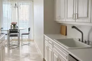 16400 Collins Ave, Sunny Isles Beach, FL 33160 - Photo 2