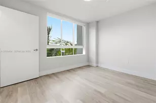 2505 NE 193rd St, Miami, FL 33180 - Photo 24