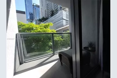 31 SE 6th St #403, Miami, FL 33131 - Photo 10