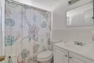 2145 Pierce St, Hollywood, FL 33020 - Photo 18