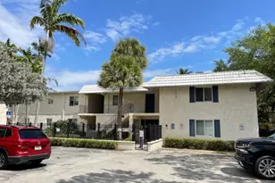 8601 SW 68th Ct, Pinecrest, FL 33156 - Photo 1