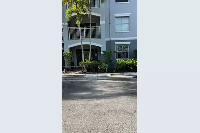 9645 NW 1st Ct #1-303, Pembroke Pines, FL 33024 - Photo 4