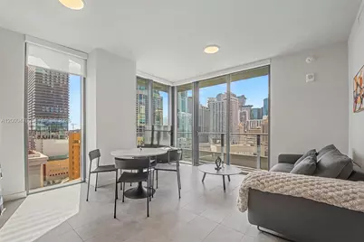 121 NE 5th St #1701, Miami, FL 33132 - Photo 1