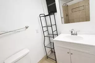 1601 NE Miami Gardens Dr, Miami, FL 33179 - Photo 16
