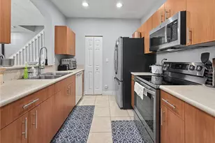1033 NE 42nd Pl, Homestead, FL 33033 - Photo 4