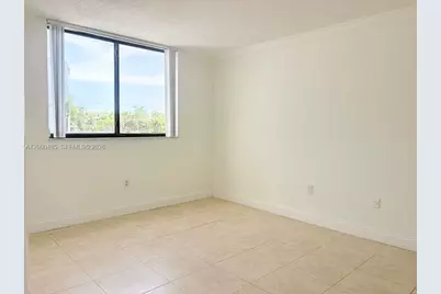 8261 NW 8th St #235, Miami, FL 33126 - Photo 12