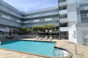 8261 NW 8th St, Miami, FL 33126 - Photo 2