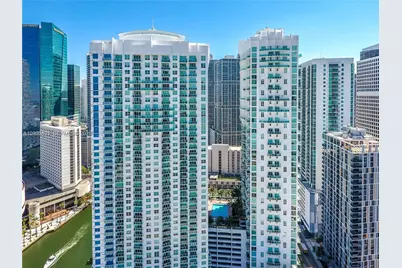 31 SE 5th St #4212, Miami, FL 33131 - Photo 4