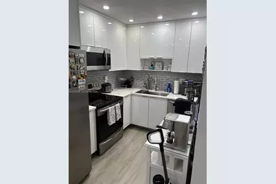 4050 NW 135th St #18-1, Opa Locka, FL 33054 - Photo 4