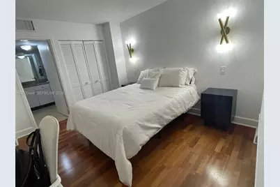 2333 Brickell Ave #PH210, Miami, FL 33129 - Photo 10