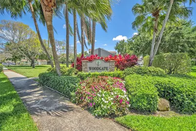 15743 Woodgate Pl #E, Sunrise, FL 33326 - Photo 1