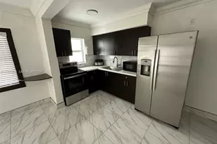 783 NW 96th St, Miami, FL 33150 - Photo 4