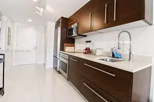 465 Brickell Ave, Miami, FL 33131 - Photo 6
