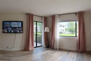 1661 NW 81st Way, Plantation, FL 33322 - Photo 14