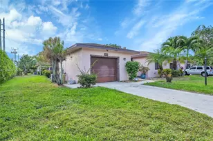 14664 Bonaire, Delray Beach, FL 33446 - Photo 4