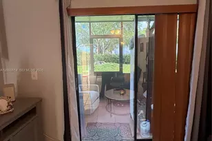 9716 Hammocks Blvd, Miami, FL 33196 - Photo 12