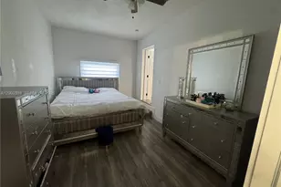 427 NW 19th Ave, Fort Lauderdale, FL 33311 - Photo 8