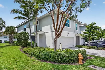 543 Parsons Way, Deerfield Beach, FL 33442 - Photo 2