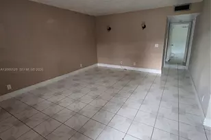 13500 SW 1st St, Pembroke Pines, FL 33027 - Photo 4
