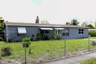 1240 NE 214th St, Miami, FL 33179 - Photo 2