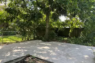 931 NW 34th Way, Lauderhill, FL 33311 - Photo 16