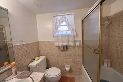 410 SE 2nd St #305, Hallandale Beach, FL 33009 - Photo 10