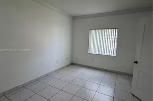 17455 NW 75th Pl, Hialeah, FL 33015 - Photo 16