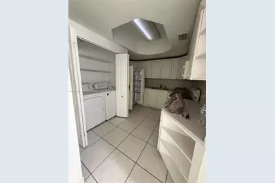 17455 NW 75th Pl #108, Hialeah, FL 33015 - Photo 6