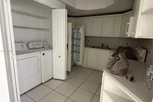 17455 NW 75th Pl, Hialeah, FL 33015 - Photo 6