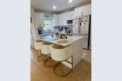 6497 W 8th Ln #6497, Hialeah, FL 33012 - Photo 2